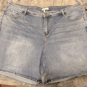 Lane Bryant Jean shorts size 24